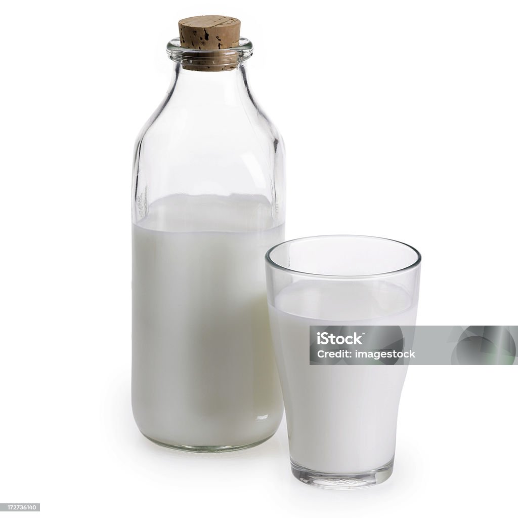 Bottiglia e bicchiere di latte - Foto stock royalty-free di Alimentazione sana