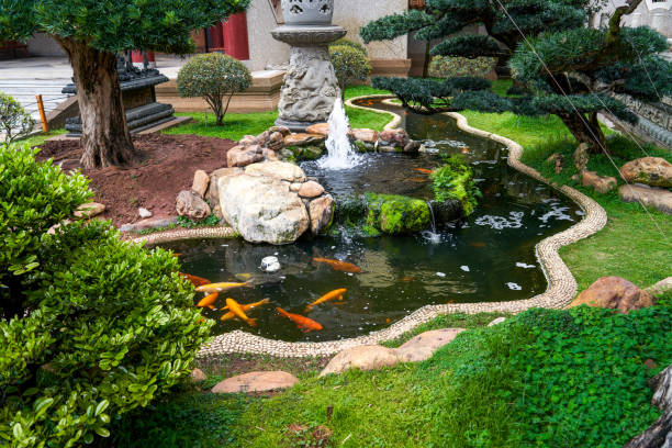 istock Luxurious Chinese classical garden garden scenery and ancient buildings 1727366231