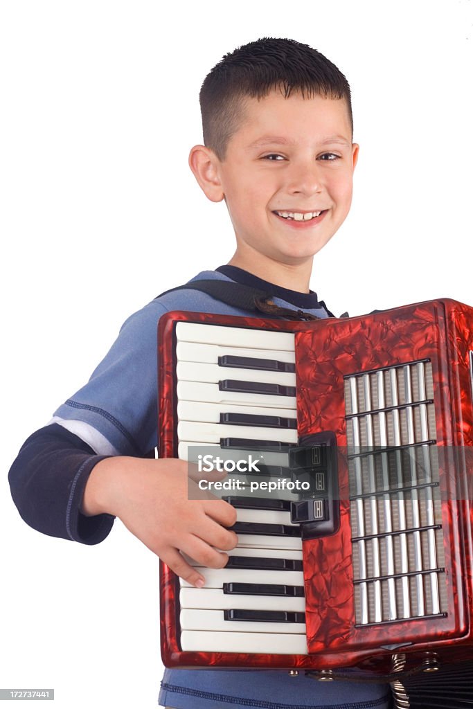 Молодой мальчик и гофрированными вставками - Стоковые фото Аккордеон - инструмент роялти-фри