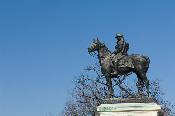 istock Capital Statue of Grant. 172737873