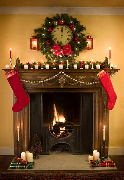 istock Georgian Christmas Fireplace 2 172738815