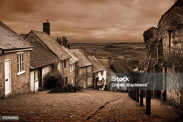 Gold Hill - Fotografias de stock e mais imagens de Encosta - Encosta, Paralelepípedo, Shaftesbury - Inglaterra