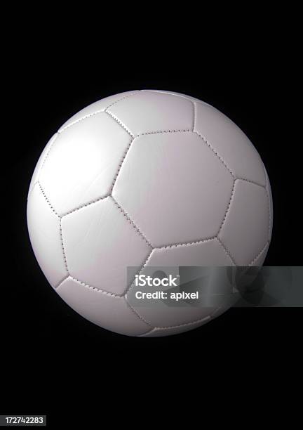 Pelota De Fútbol En Negro Foto de stock y más banco de imágenes de Pelota de fútbol - Pelota de fútbol, Recortable, Blanco - Color