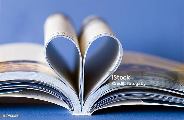 Ich Liebe Bücher Stockfoto und mehr Bilder von Blau - Blau, Buch, Buchseite