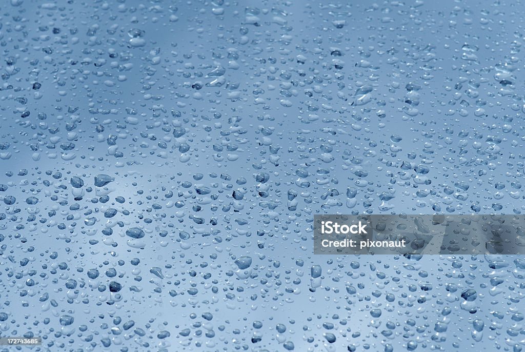 Gotas d'água em uma janela - Foto de stock de Abstrato royalty-free