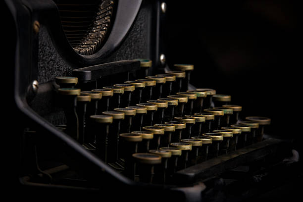 1930 de máquina de escrever - 1930s style typewriter old retro revival - fotografias e filmes do acervo