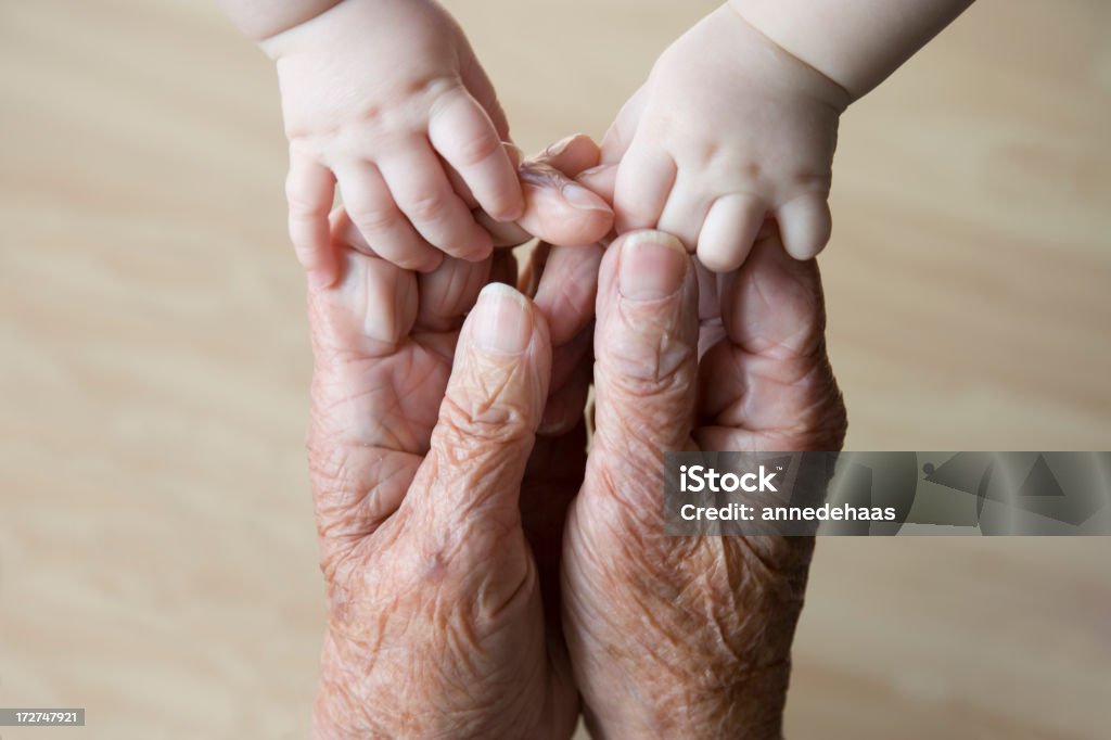 Acercarse a través de los años - Foto de stock de Bebé libre de derechos