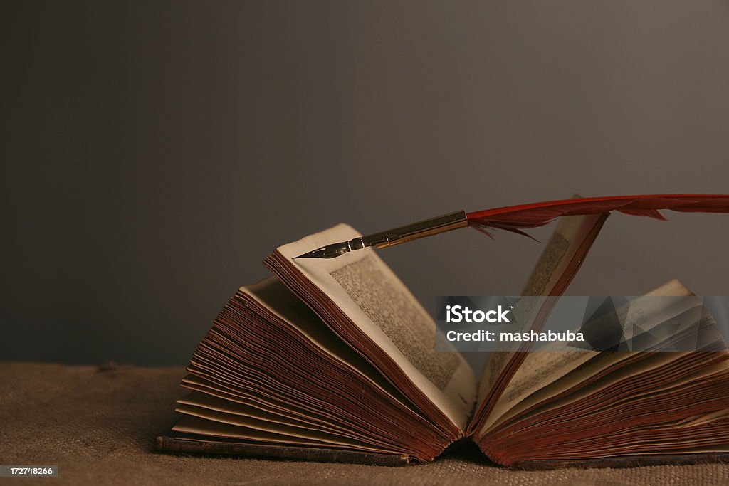 Vieux livre - Photo de Antiquités libre de droits