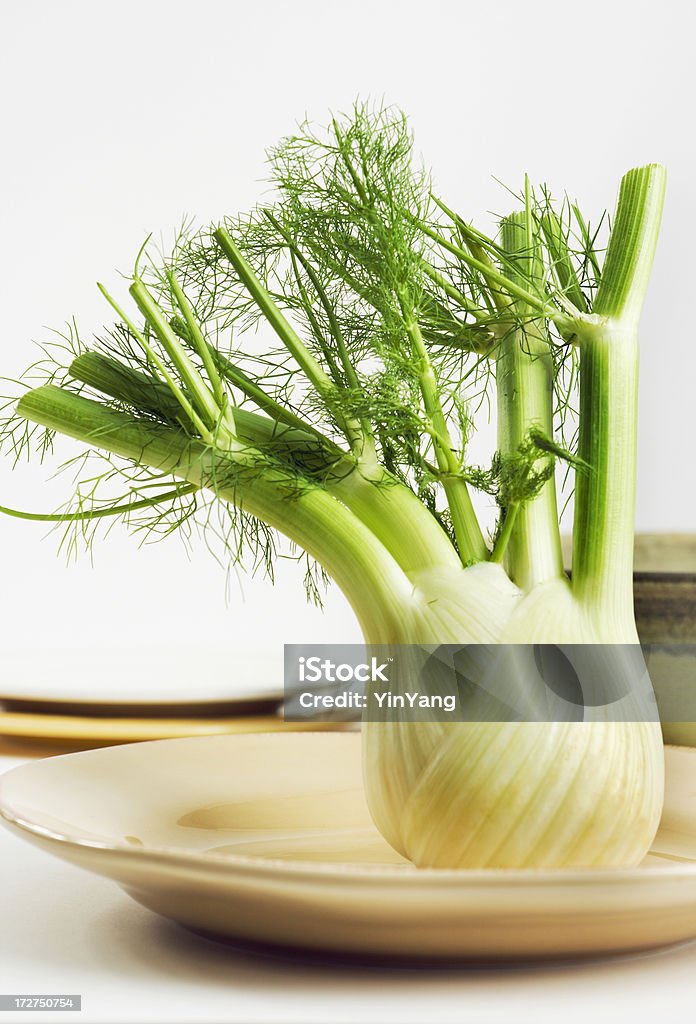 Ritratto di un bulbo di finocchio - Foto stock royalty-free di Alimentazione sana