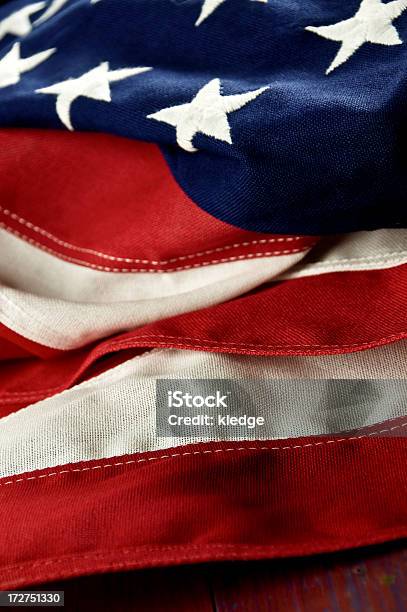 Amerykańska Flaga - zdjęcia stockowe i więcej obrazów 4-go lipca - 4-go lipca, Amerykańska flaga, Biały