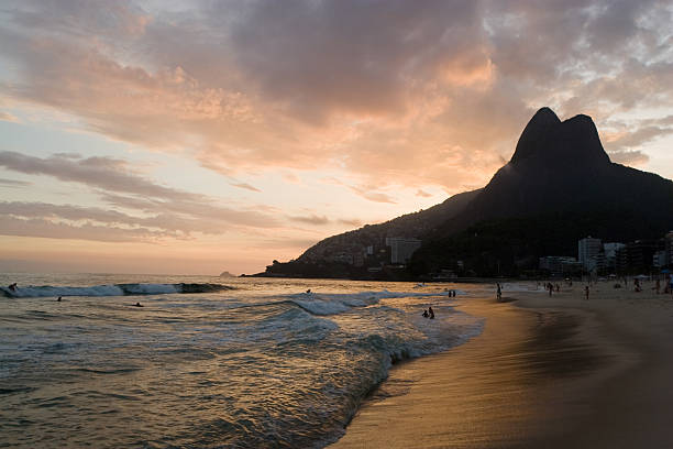 istock Ipanema Beach at Sunset 172752304