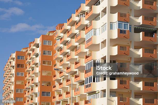 Foto de Apartamentos De Férias e mais fotos de stock de Aluguel de casa - Aluguel de casa, Apartamento, Arquitetura