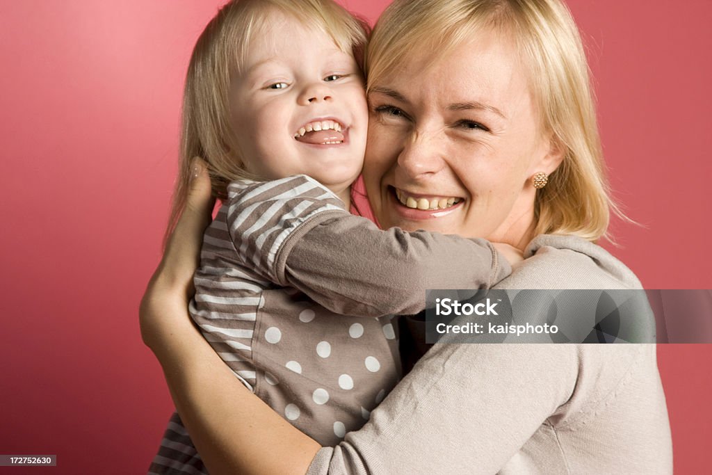 Madre e hija - Foto de stock de Foto de estudio libre de derechos