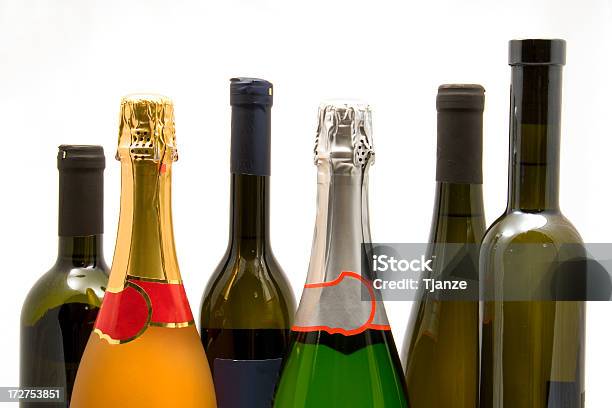 Wein Weinflaschen Stockfoto und mehr Bilder von Bildhintergrund - Bildhintergrund, Weinflasche, Abstrakt