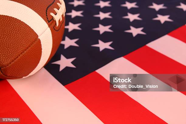 アメリカンアメリカンフットボール - アメフトボールのストックフォトや画像を多数ご用意 - アメフトボール, アメリカンフットボール, アメリカ国旗
