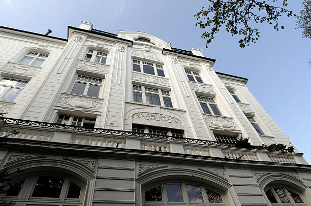 istock hamburg townhouse beauty 172755726