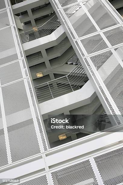 Лестница — стоковые фотографии и другие картинки Абстрактный - Абстрактный, Архитектура, Архитектурный элемент