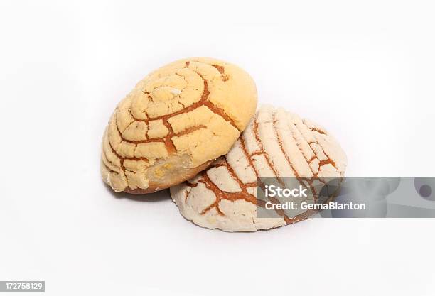 Dwa Okrągłe Mexican Chleb - zdjęcia stockowe i więcej obrazów Ameryka Łacińska - Ameryka Łacińska, Biały, Cukierek
