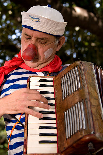 istock Street artist 172758320