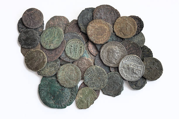 고대 로마 동전 hoard - coin roman ancient rome 뉴스 사진 이미지