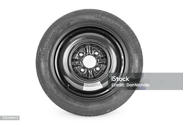 自動車用スペアタイヤ - タイヤのストックフォトや画像を多数ご用意 - タイヤ, 古い, スペアタイヤ