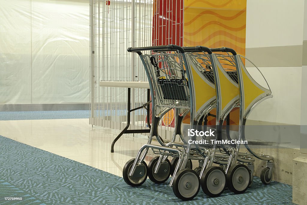 Aeroporto de bagagem trolleys - Royalty-free Aeroporto Foto de stock