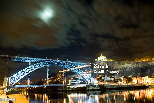 Dom Luis I Bridge In Blau Stockfoto und mehr Bilder von Architektur - Architektur, Beleuchtet, Bezirk Porto - Portugal