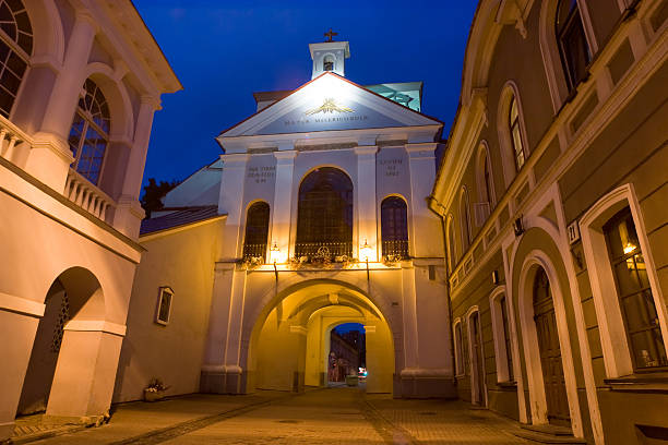 istock Gates of Dawn, Vilnius 172761874