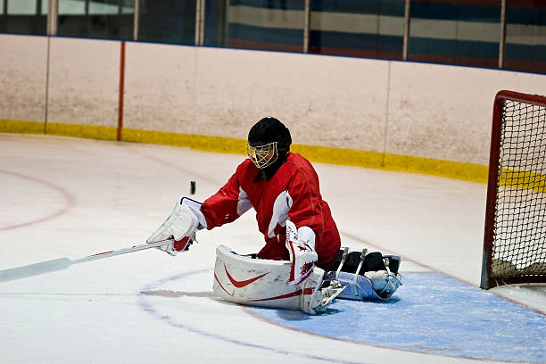 istock Hockey Goaltender Action Shot 172762875