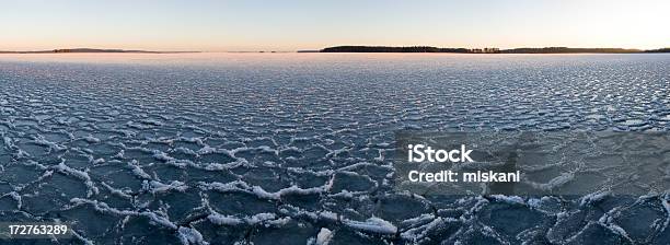 Panorama Di Ghiaccio - Fotografie stock e altre immagini di Acqua - Acqua, Ambientazione esterna, Circolo Artico