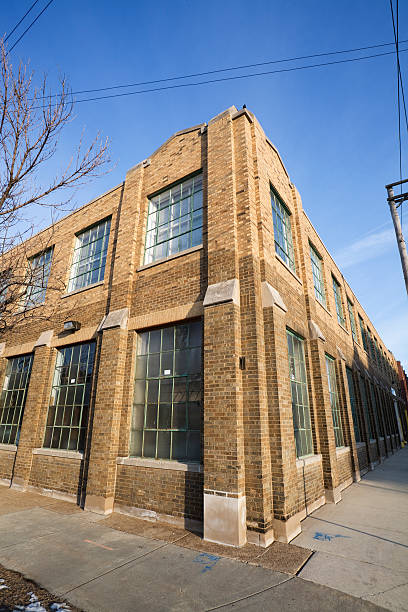 istock Factory Street Corner Chicago 172763705