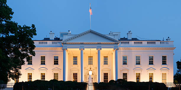 casa blanca - building exterior mid atlantic usa usa night fotografías e imágenes de stock