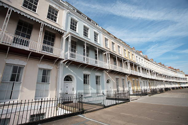 istock Georgian Terraced House Crescent 172765306