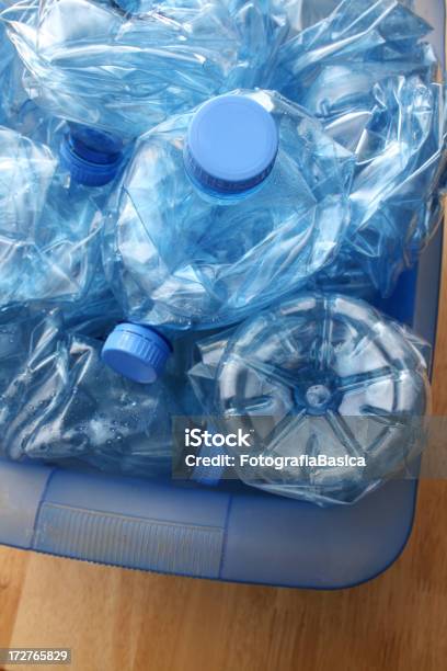 Pronto Para Reciclar - Fotografias de stock e mais imagens de Alimentação Saudável - Alimentação Saudável, Azul, Bebida