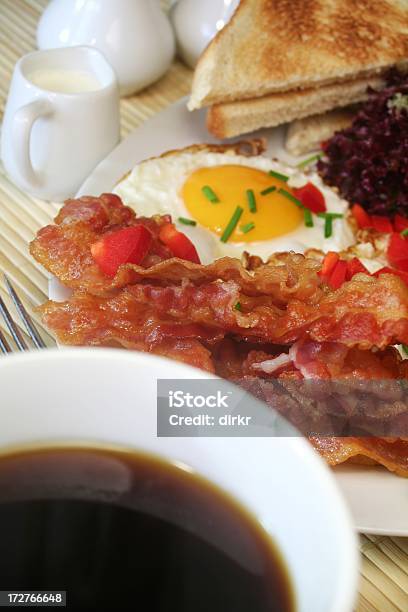 Sonnenseite Bis Stockfoto und mehr Bilder von Brotsorte - Brotsorte, Ei, Fettgebraten