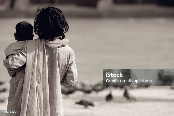 Perdido No Tempo - Fotografias de stock e mais imagens de Criança - Criança, Bairro de Lata, Índia