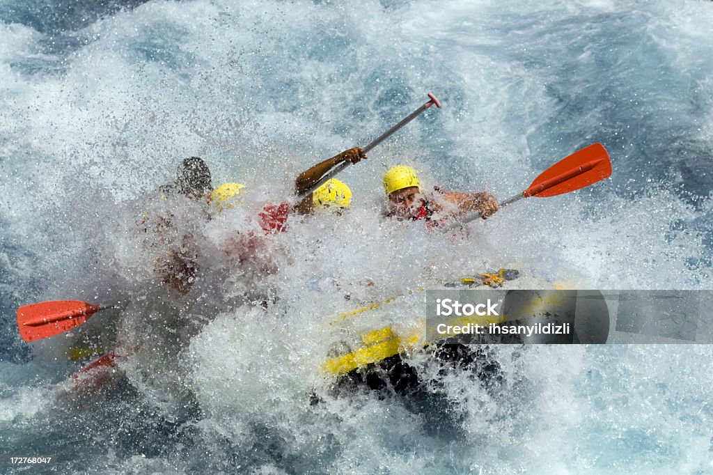 Flisactwo - Zbiór zdjęć royalty-free (Rafting rzekami górskimi)