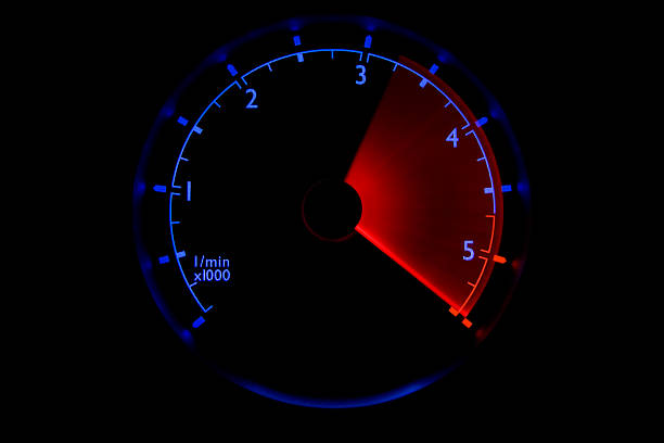 azul tachometer - 3100 a 5000 rpm - speedometer odometer car rpm imagens e fotografias de stock