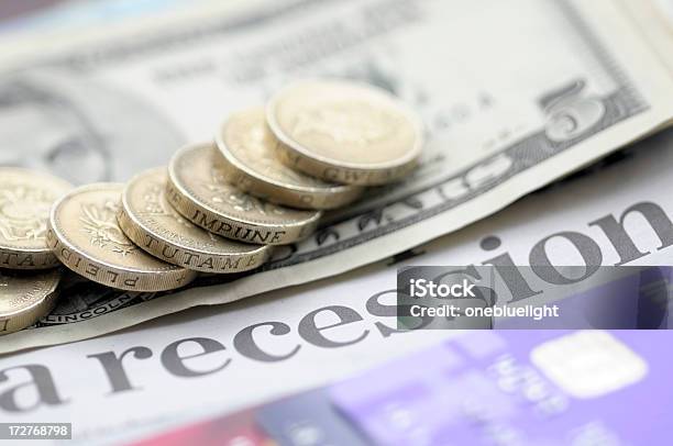 Rezession Stockfoto und mehr Bilder von 5-Dollar-Schein - 5-Dollar-Schein, Abhängigkeit, Amerikanische Währung