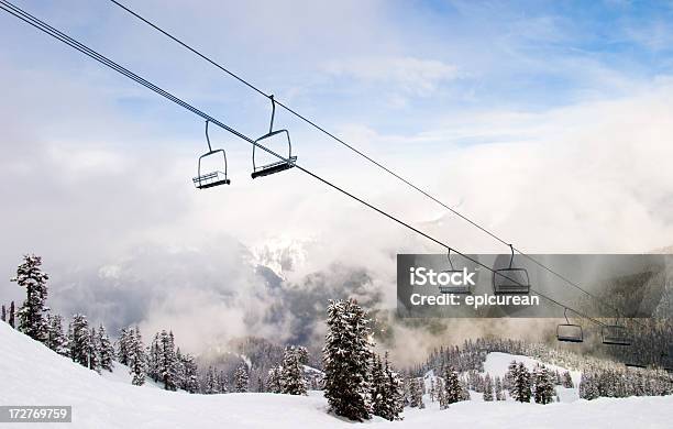 Photo libre de droit de Station De Ski banque d'images et plus d'images libres de droit de Beauté de la nature - Beauté de la nature, Hiver, Horizontal