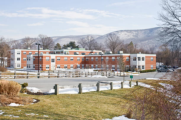 Nursing home by the mountains