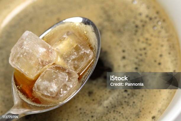 Tazza Di Caffè - Fotografie stock e altre immagini di Bastoncino di caramella dura - Bastoncino di caramella dura, Bevanda analcolica, Bevanda spumosa