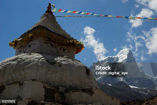 Small Stupa Near Dingboche Stock Photo - Download Image Now - Asia, Beauty In Nature, Buddhism