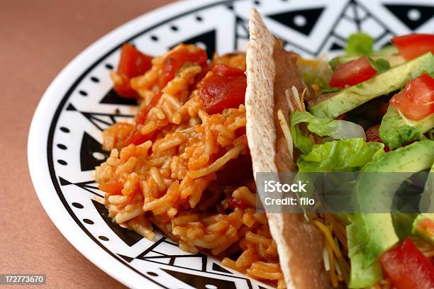 Tacos E De Arroz - Fotografias de stock e mais imagens de Abacate - Abacate, Alface, Alimentação Saudável