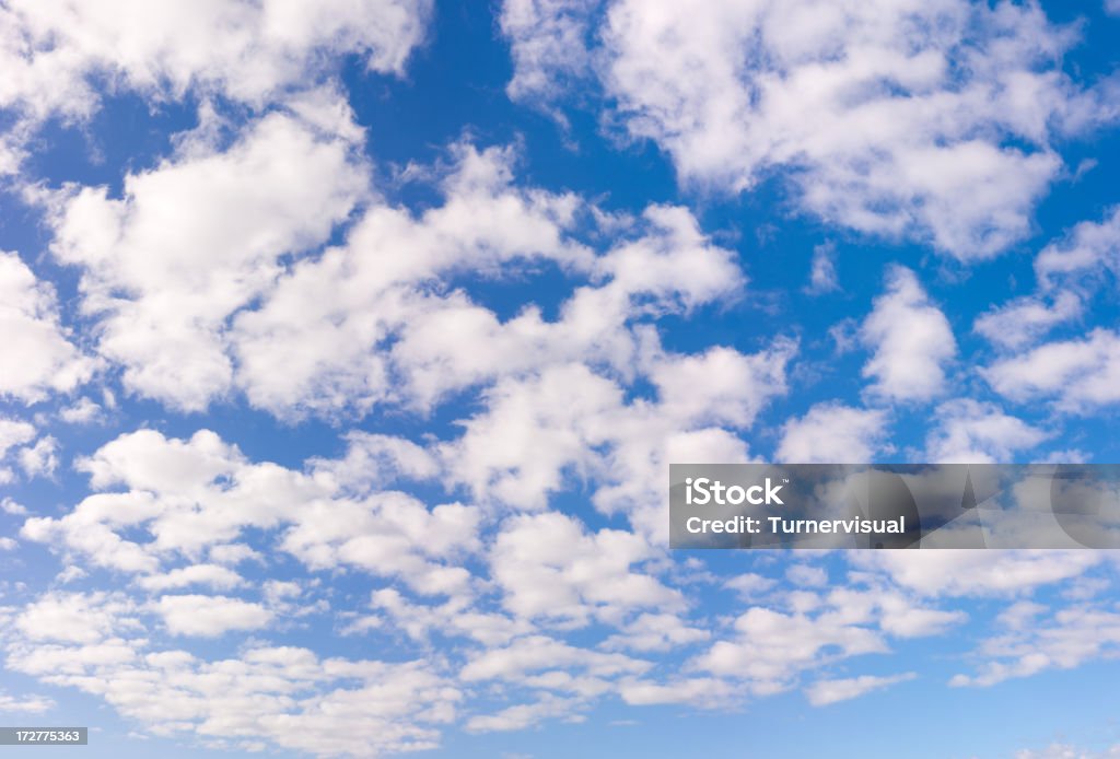 Ciel bleu et nuages blancs XXL - 133 mégapixels - Photo de Abstrait libre de droits