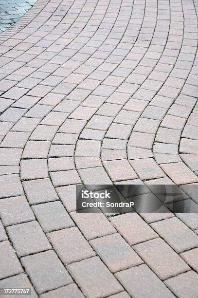 Pavers Curvy — стоковые фотографии и другие картинки Абстрактный - Абстрактный, Без людей, Бетон