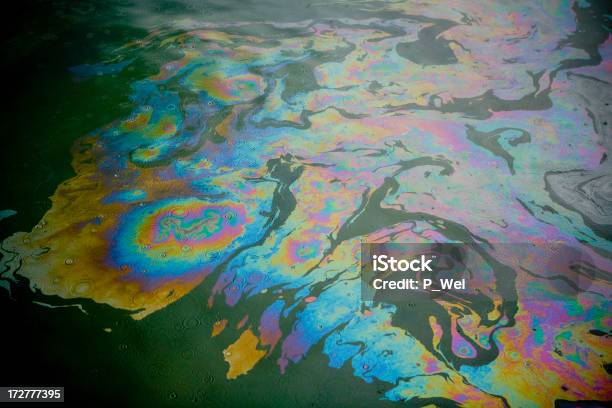 Нефть Slick — стоковые фотографии и другие картинки Разлив нефти - Разлив нефти, Море, Загрязнение окружающей среды