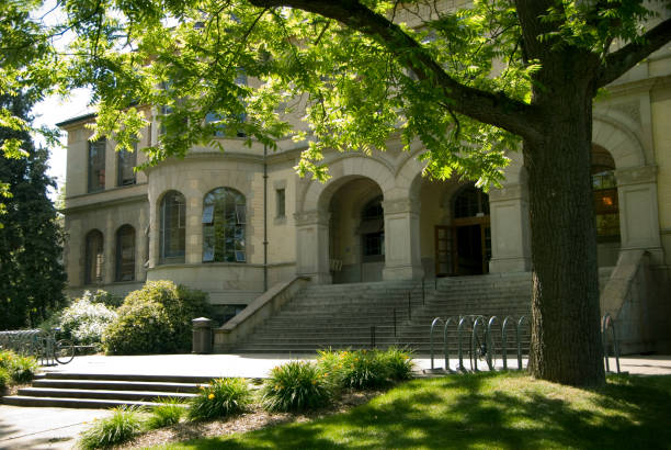 istock Entrance to education 172777510