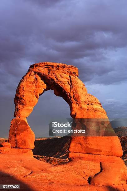 Delicate Arch - Fotografie stock e altre immagini di Altopiano del Colorado - Altopiano del Colorado, Ambiente, Arco naturale