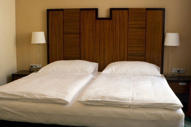 istock Comfortable king size bed in hotel suite 172778317